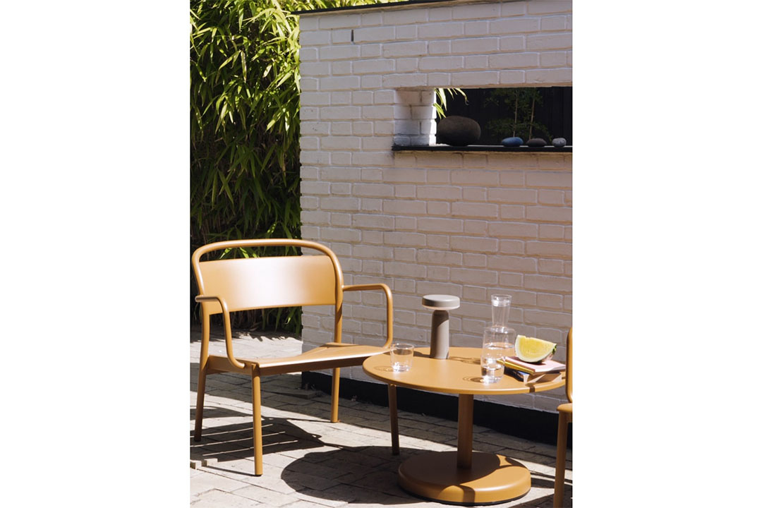 LINEAR STEEL COFFEE TABLE Φ70 グレー