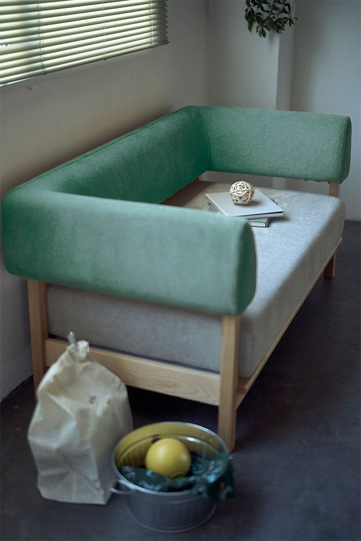 bracket sofa ダークマスタード