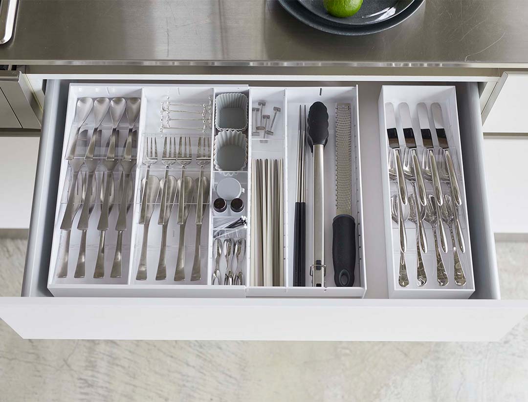 立体横伸縮カトラリーケース タワー ブラック