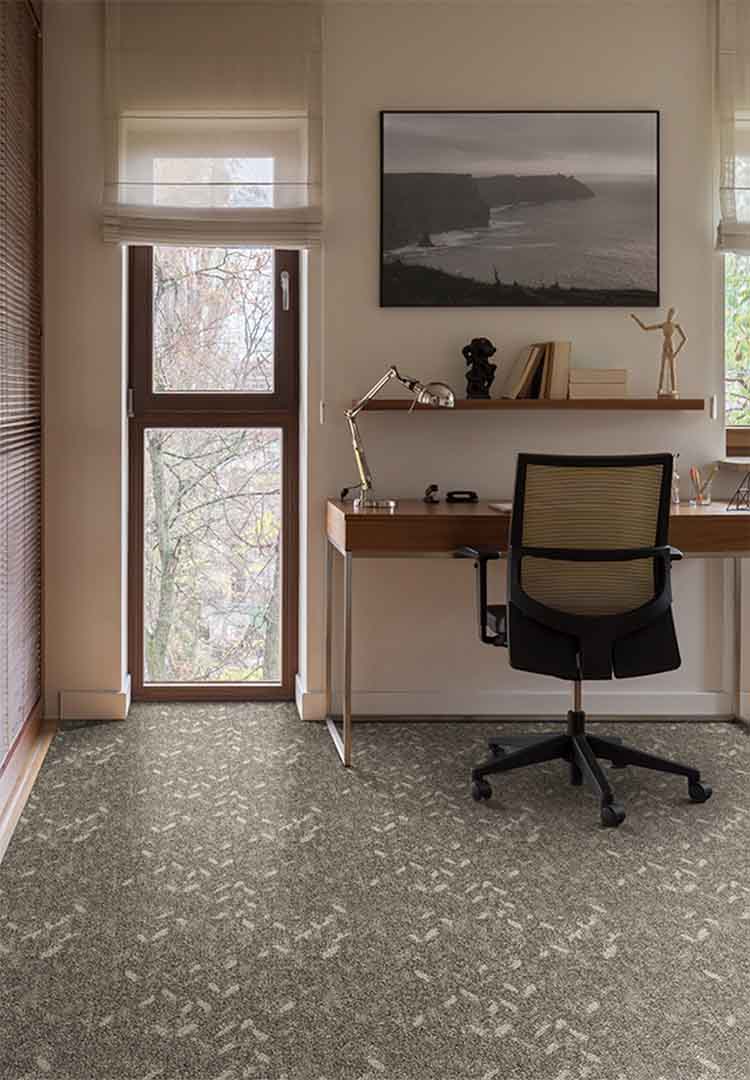 カラー:グレー(GR)