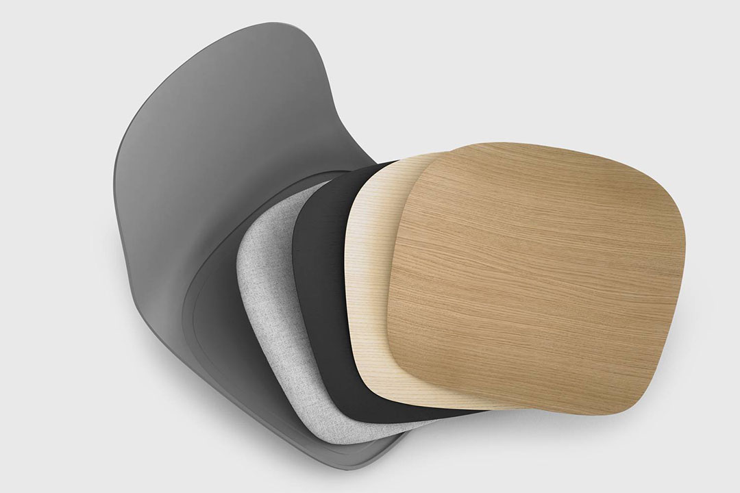 シーラ 4レッグベース（シェル：ブラック/ベース：ブラック） ブランチドオーク