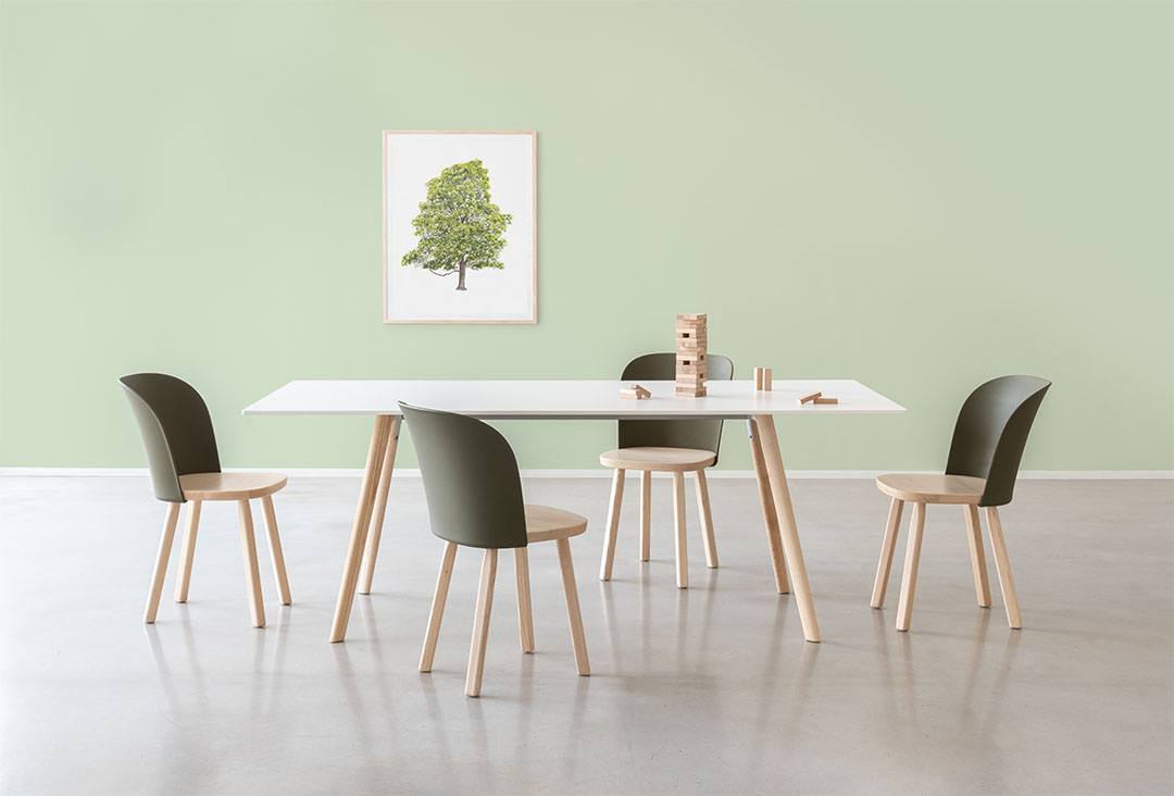 Alpina オリーブグリーン