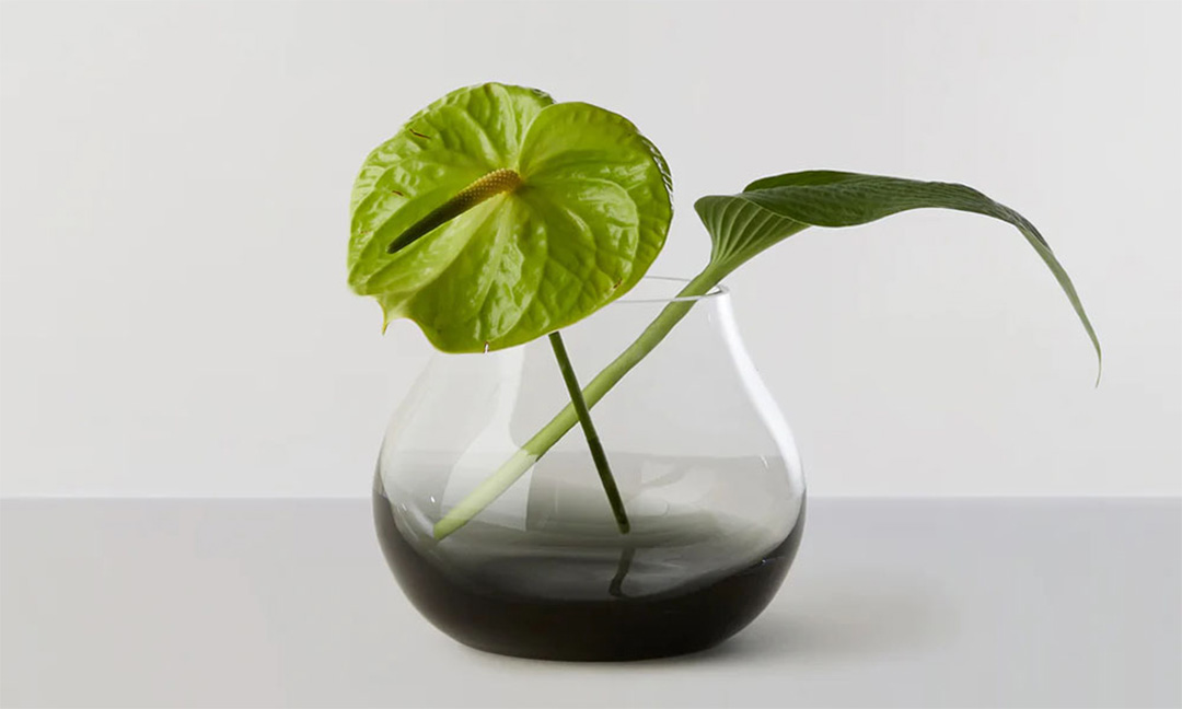 Flower vase No.23 Smoked grey