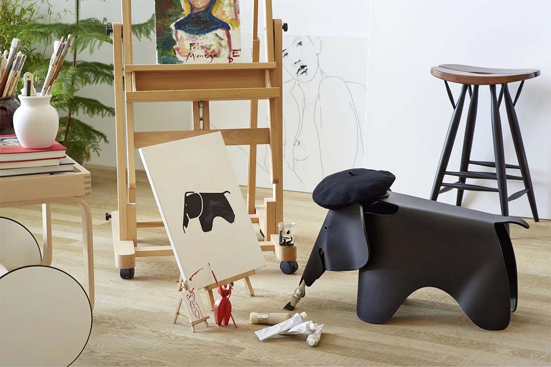 Vitra イームズエレファント アイスグレー イームズエレファント / アイスグレイVitra（ヴィトラ） | 公式