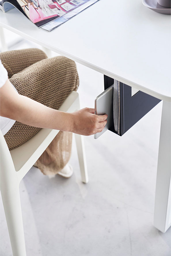 デスク下A4ファイル収納ホルダー タワー ホワイト