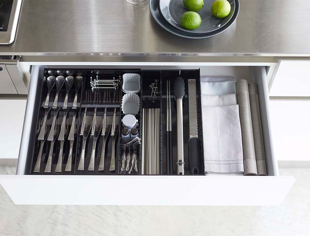 立体横伸縮カトラリーケース タワー ブラック