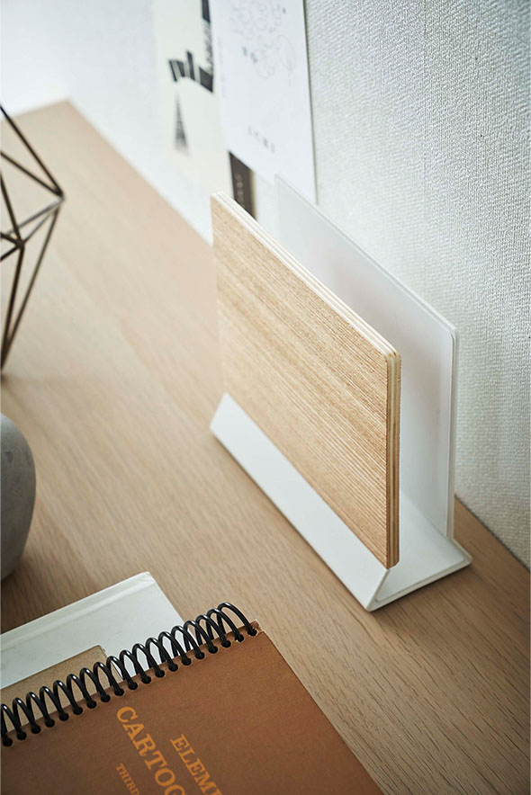 スリムノートパソコンスタンド リン ブラウン