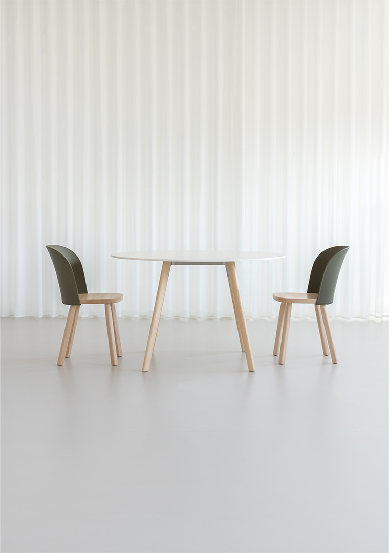 Alpina オリーブグリーン