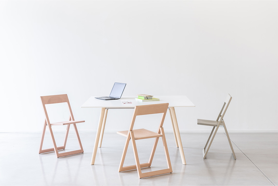 Aviva ライトグリーン