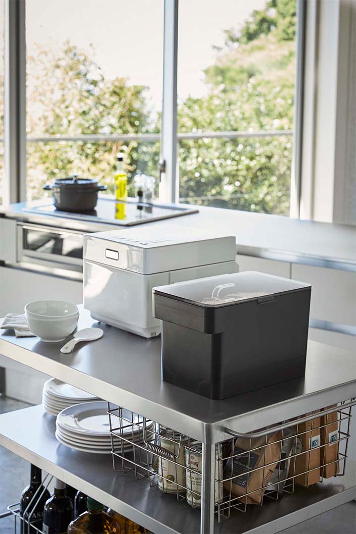 密閉 シンク下米びつ タワー 5kg 計量カップ付 ホワイト