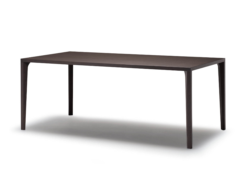 D-4（アンバーブラック）