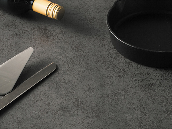 Rアイアングレイ