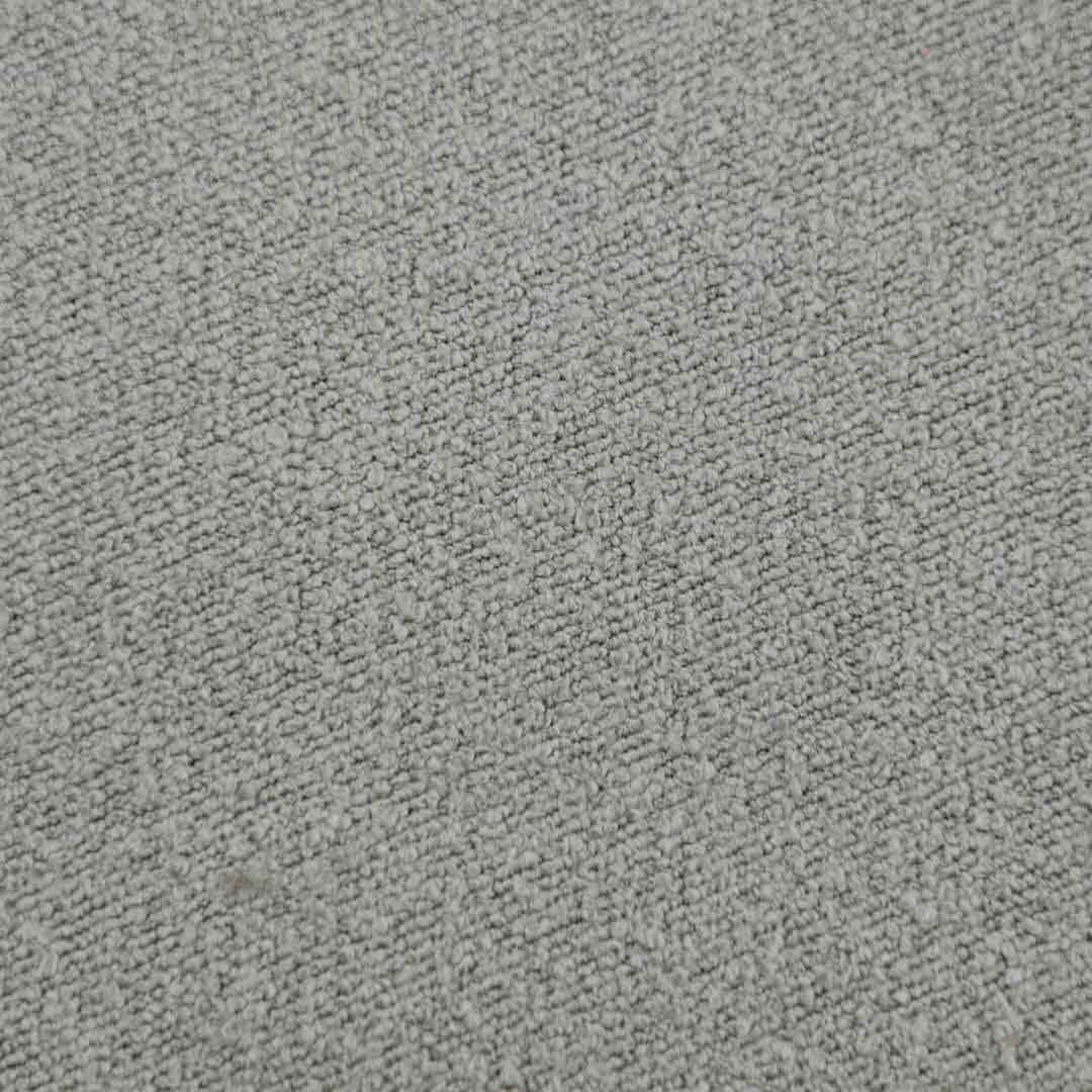 グレーベージュ