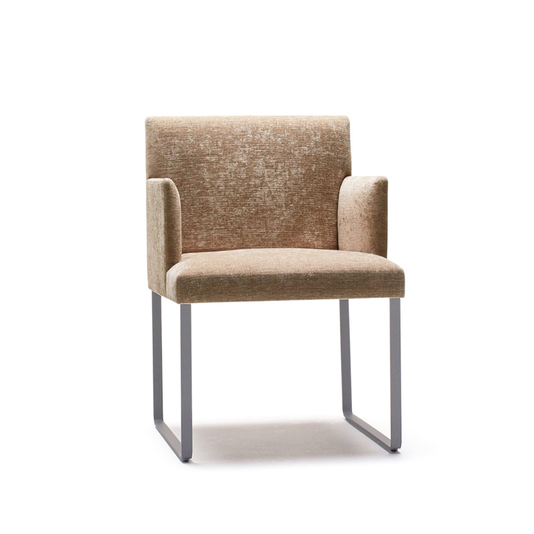 101 アームチェア（脚カラー：シルバー） LMS-3（グレージュ）