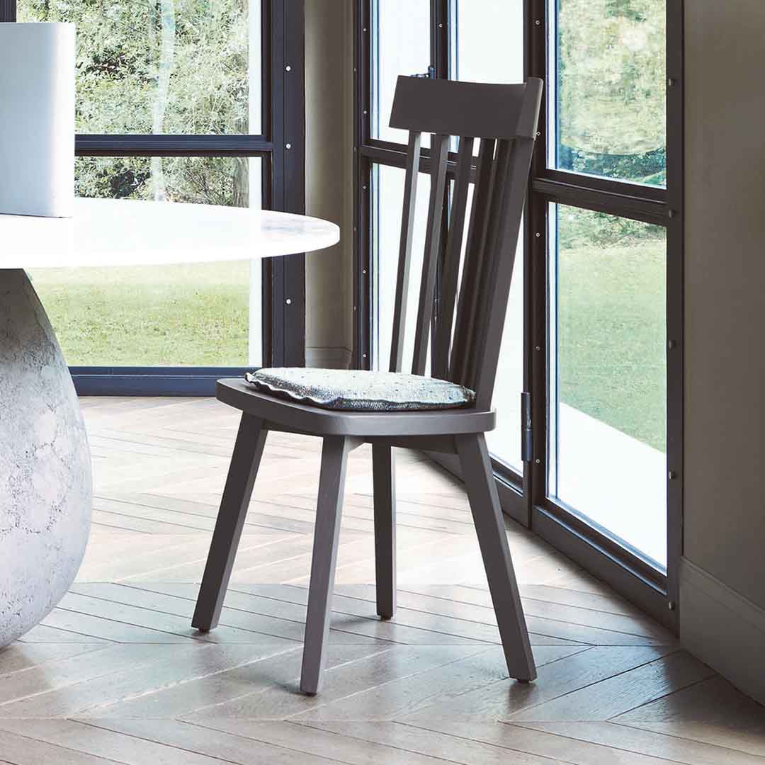 カラー：グレー