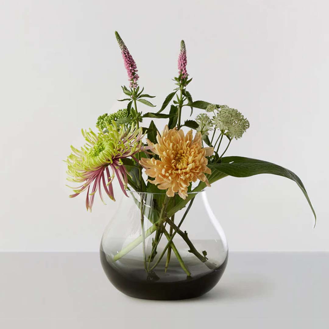 Flower vase No.23 Smoked grey
