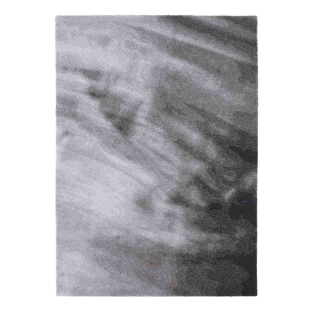 カラー：ブラック